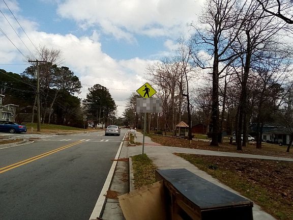 4th image of 224 Park Place Dr