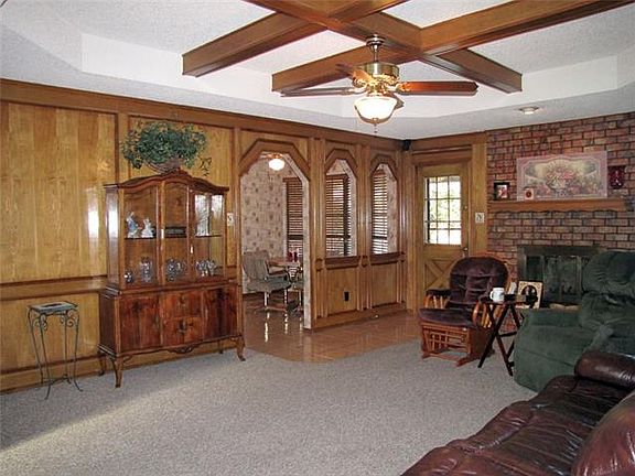 4th image of 5802 Crestwood Cir E