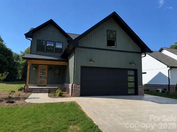75 2nd Ave SE, Taylorsville, NC 28681