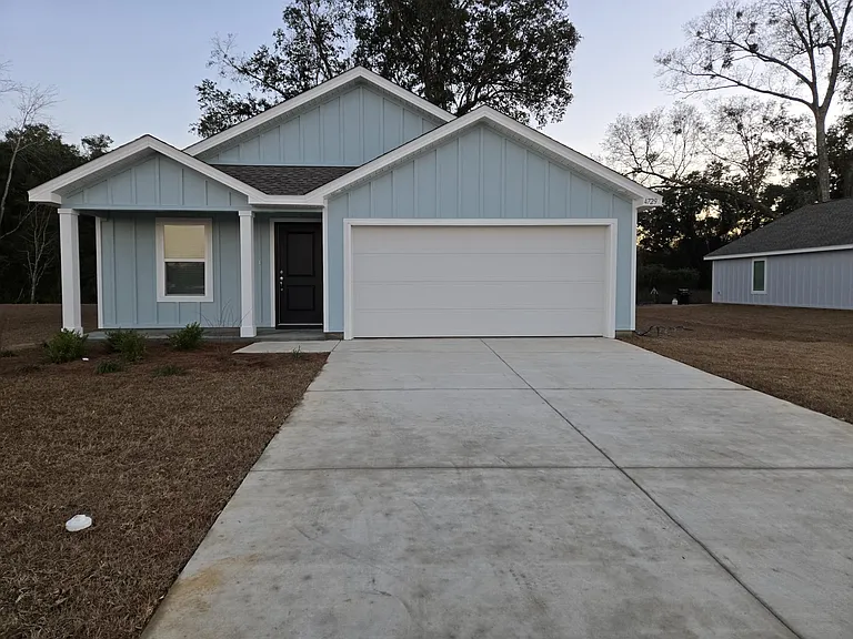 4729 Eagles Ridge Rd — Photo 1