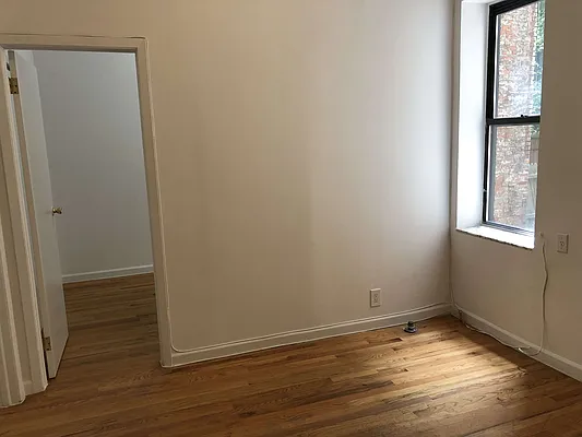 Rented by GreenVill Real Estate LLC | media 21