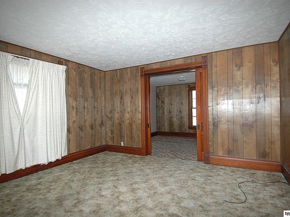 3rd image of 541 South St