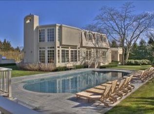 18 Coxs Curve Rd, Westhampton Beach, NY 11978