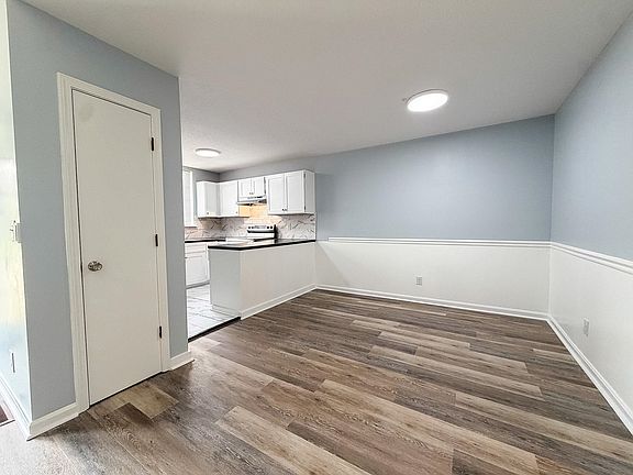 4th image of 860 Lakeview Dr APT B