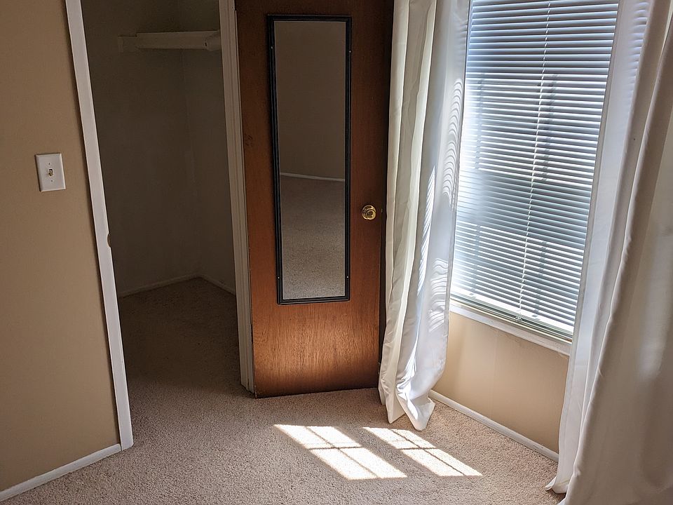 1st image of 507 E University Dr