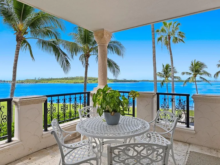5221 Fisher Island Dr #5221 — Photo 19