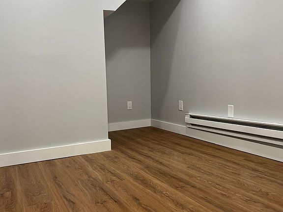 4th image of 343 West St #1