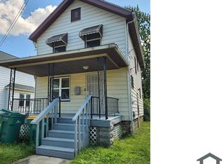 5161 Greenhurst Dr, Maple Heights, OH 44137