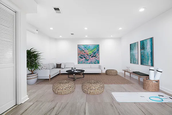 Sold by Compass | media 15