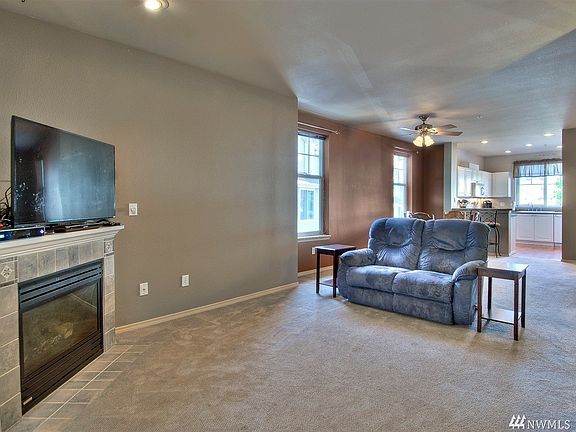 3rd image of 16125 Juanita Woodinville Way NE Unit 506