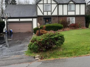 125 Nottingham Way, Elmira, NY 14903