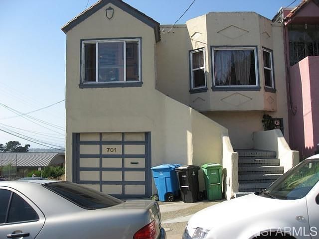 1st image of 701 Plymouth Ave