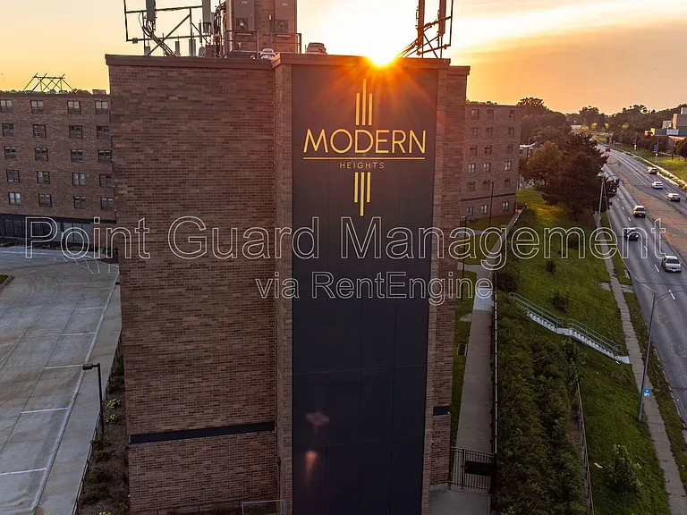 Modern Heights — Photo 65