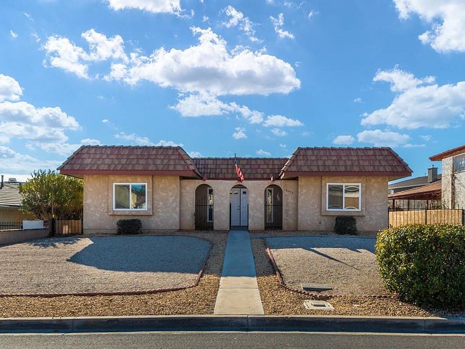 1st image of 18015 Pebble Beach Dr #3