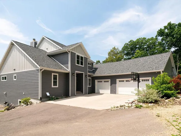 W6637 Raptor DRIVE, Onalaska, WI 54650
