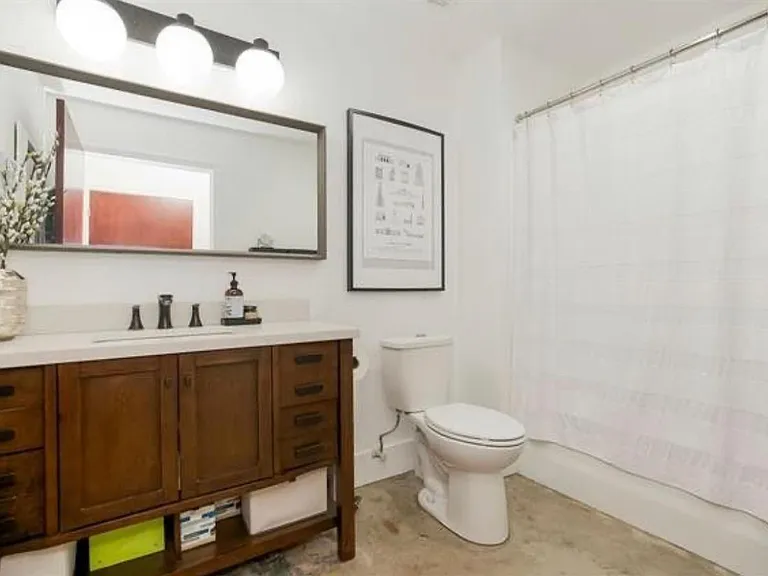 1535 Walnut St #108 — Photo 14