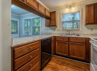 345 Research Dr APT 320, Athens, GA 30605