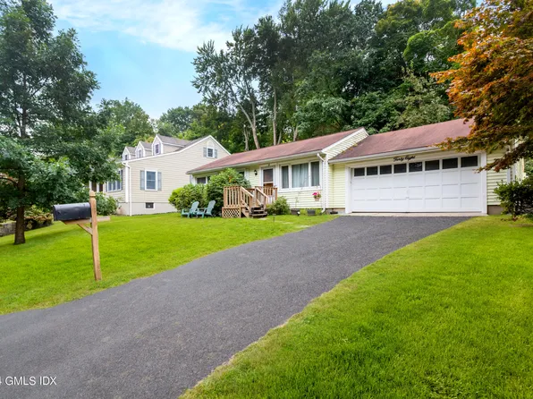 48 Caroline Pl, Greenwich, CT 06831