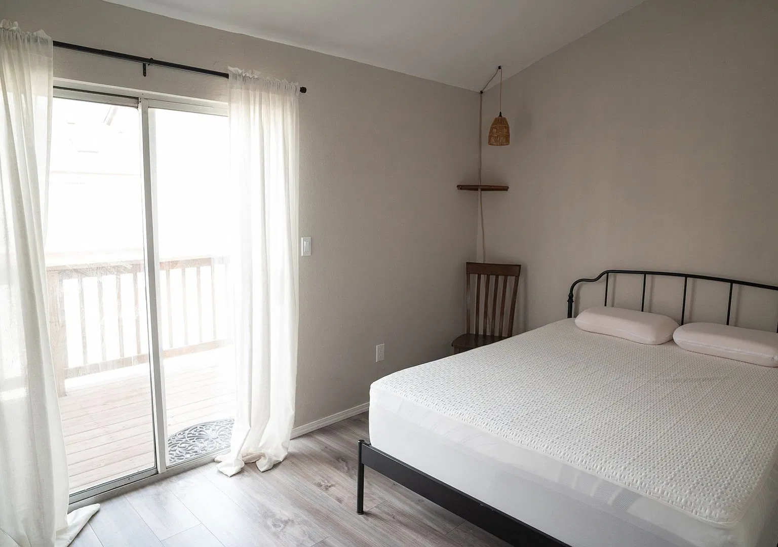 Charming & Updated 1BR Condo in Littleton — Photo 4