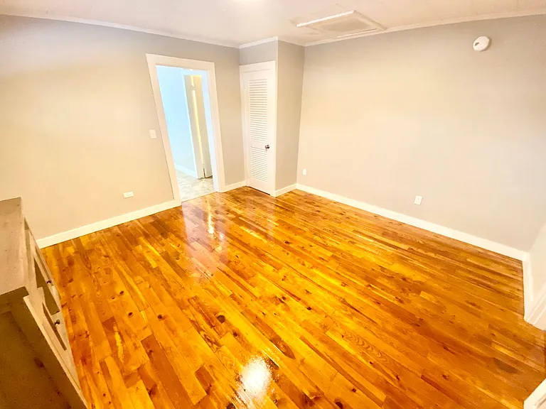 95 W Elm St #5 — Photo 18