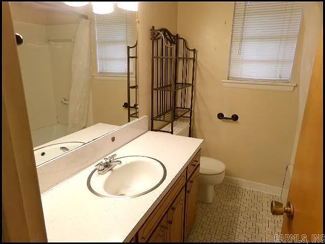 5116 Lynch Dr — Photo 13