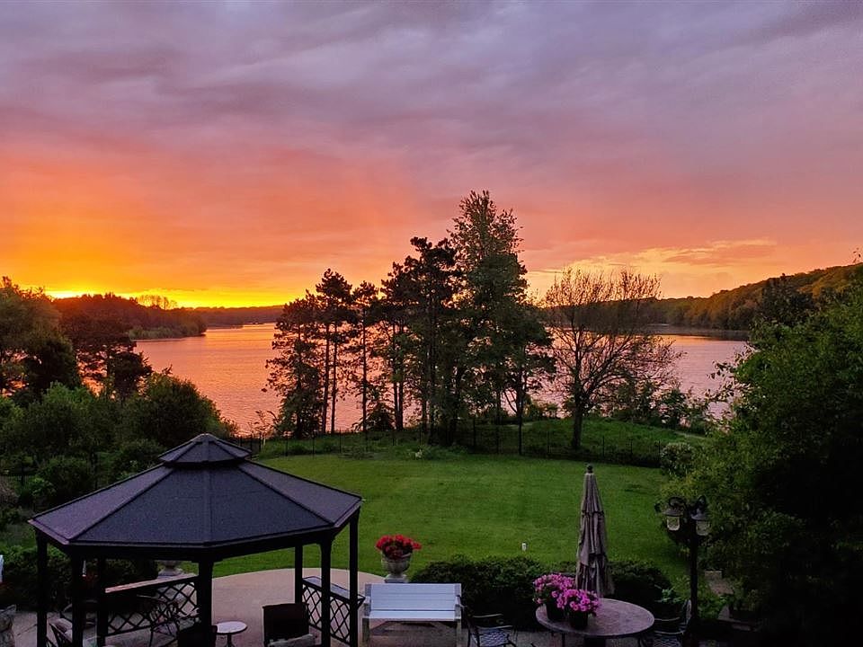 1778 Newberry Ave NE, Solon, IA 52333 Zillow