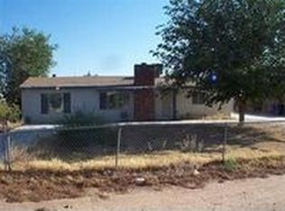 22034 Goshute Ave, Apple Valley, CA 92307
