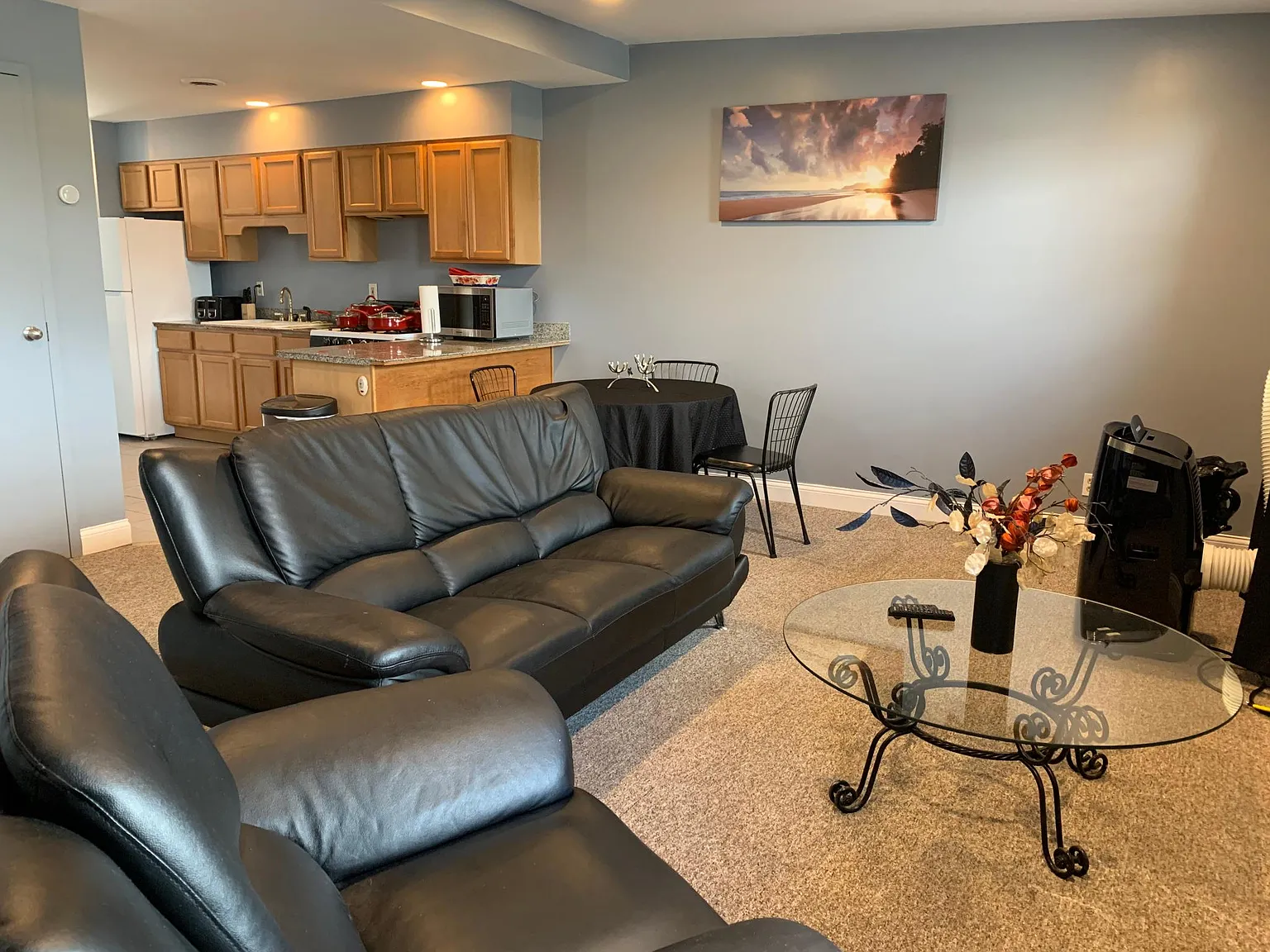 2 bed, 1200 sqft, $1,650 — Photo 2