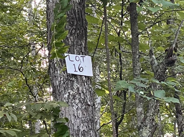16 Buck Creek Cir, Somerset, KY 42501