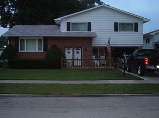 2716 Jacquelyn Ln, Waukegan, IL 60087