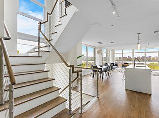 100 Thompson Ln #PENTHOUSE 8H, Edgewater, NJ 07020