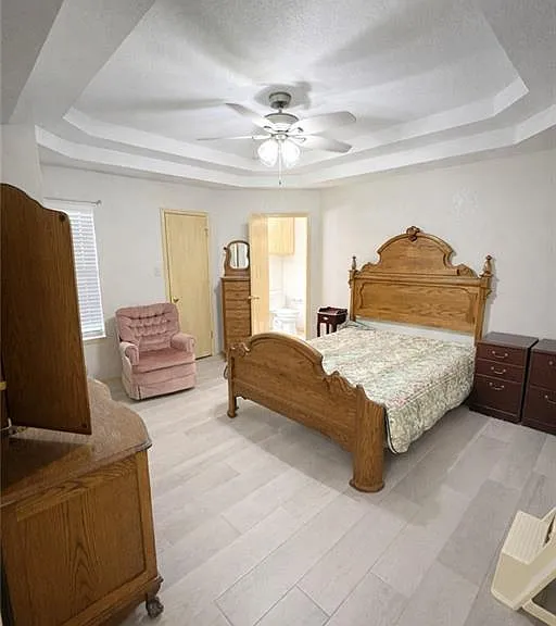 121 E Jonquil Ave — Photo 17