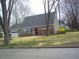 2nd image of 4817 Calvin Dr