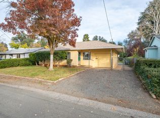 1209 C St, Redding, CA 96002