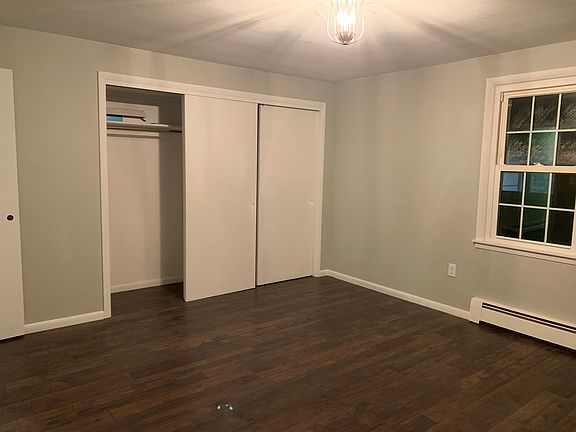 5th image of 65 Lynnwood Ln