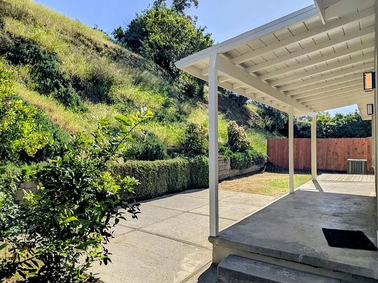 4024 Monterey Rd — Photo 10