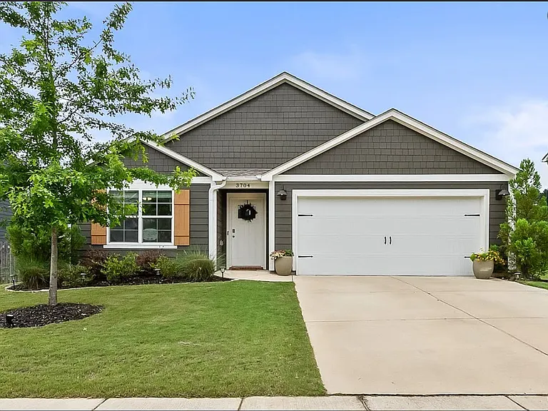 3704 Magnolia Hills Dr — Photo 3