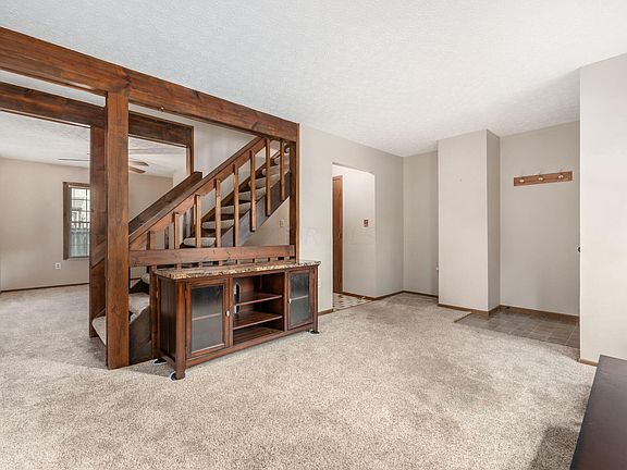 3rd image of 2263 Laurelwood Dr