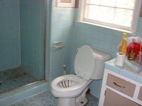 5th image of 701 W 21st St