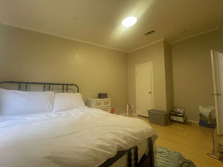 1410 Harvey St #A — Photo 47