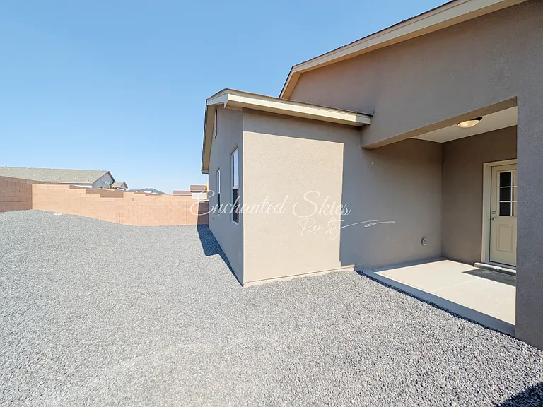2564 Camino Azul Loop NE — Photo 38