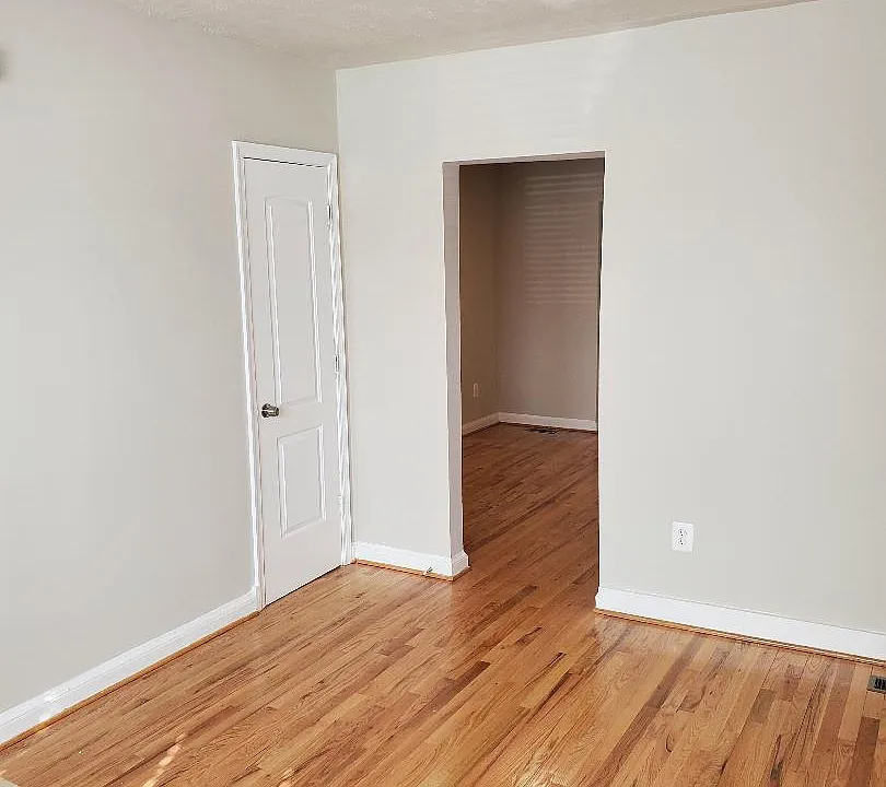 1820 D St NE #2