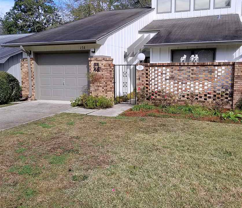 1st image of 178 NE Villas Ct