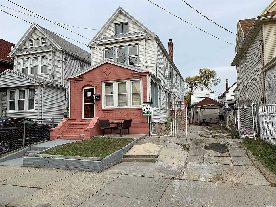 2nd image of 104-53 121st St