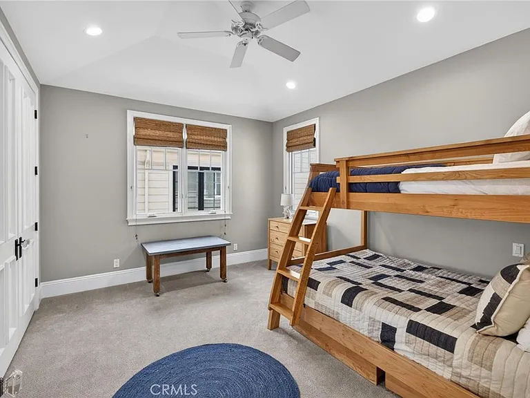 2705 Palm Ave — Photo 35