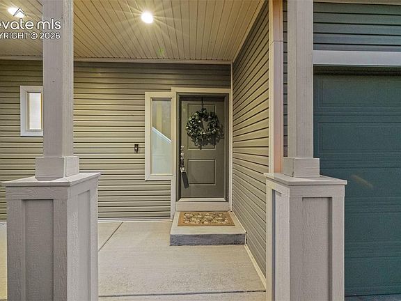 3rd image of 7211 Sedgerock Ln