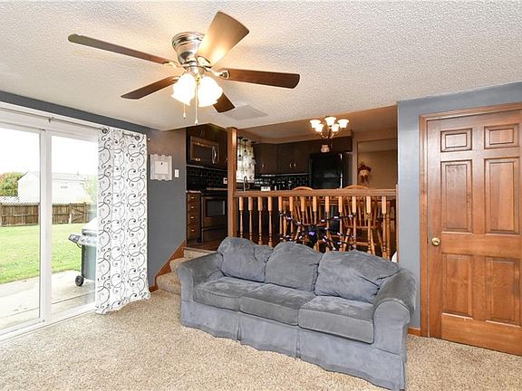 4th image of 79 Naples Dr