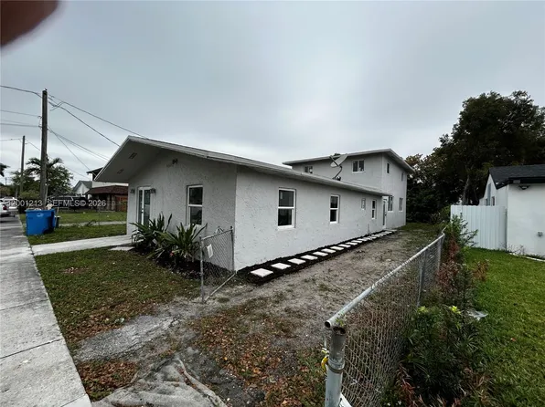 4429 SW 21st St, Hollywood, FL 33023