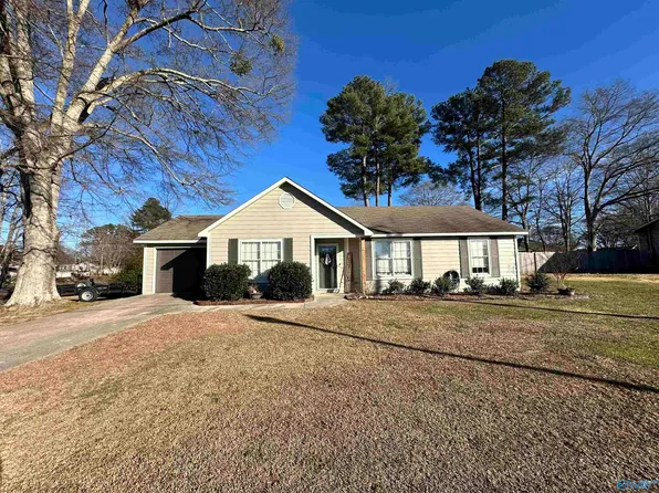 503 Motley St, Albertville, AL 35950