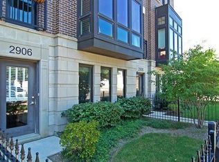 2906 N Paulina St #3, Chicago, IL 60657